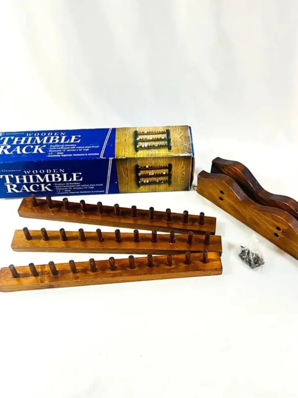 Vintage New Chadwick 33 thimble wood rack hardwood walnut finish wall mount